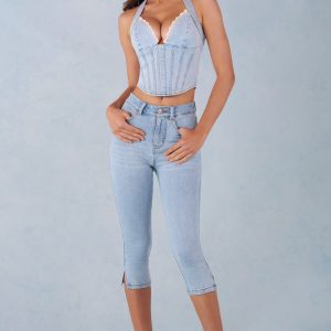 Mid-Rise Denim Capri Jeans in Light Denim