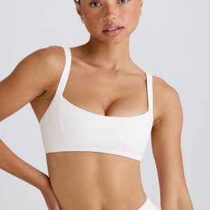 Soft Active Contrast-Trim Sports Bra in White