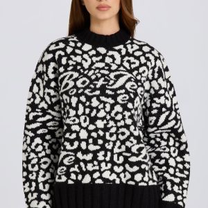 Jacquard-Knit Oversized Jumper in Black