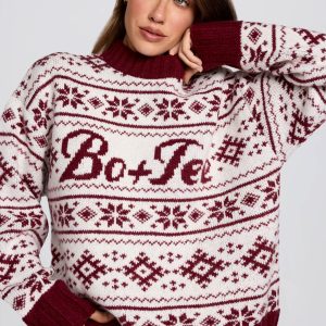 Jacquard-Knit Oversized Jumper in Crimson Red
